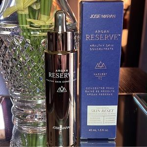 NIB - Josie Maran Argan Reserve